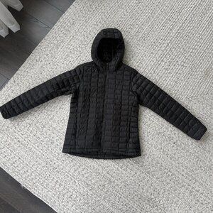 Black North Face Hooded Puffer Fitted Jacket Size M